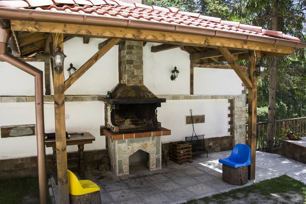 Ивелия Къща За Гости Dospat Luaran gambar
